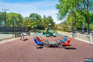 261 Sunset Key, Secaucus, NJ 07094 - Photo 34