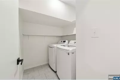 261 Sunset Key, Secaucus, NJ 07094 - Photo 16