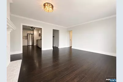 100 Palisade Avenue D43 #D43, Englewood, NJ 07631 - Photo 2