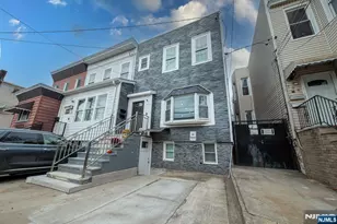 136 North St, Jersey City, NJ 07307 - Photo 2