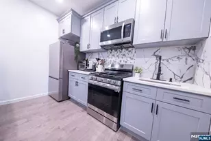 136 North St, Jersey City, NJ 07307 - Photo 6