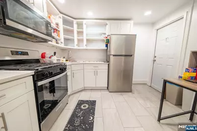 136 North Street, Jersey City, NJ 07307 - Photo 18