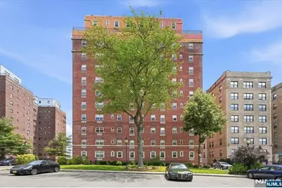 70 S Munn Avenue 408 #408, East Orange, NJ 07018 - Photo 2