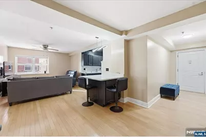 70 S Munn Avenue 408 #408, East Orange, NJ 07018 - Photo 20
