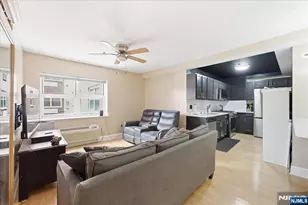 70 S Munn Ave 408, East Orange, NJ 07018 - Photo 14