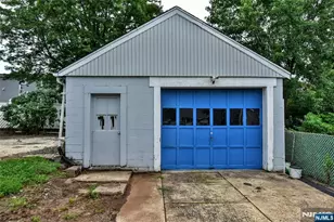 166 Kent St, Hackensack, NJ 07601 - Photo 32