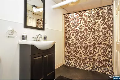 166 Kent Street, Hackensack, NJ 07601 - Photo 24