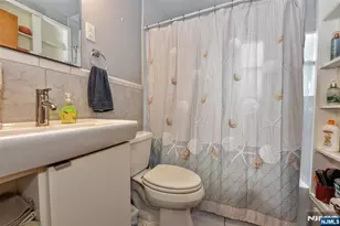166 Kent St, Hackensack, NJ 07601 - Photo 16