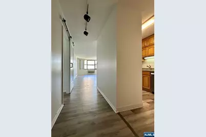 7002 Jfk Blvd E 20G #20G, Guttenberg, NJ 07093 - Photo 6