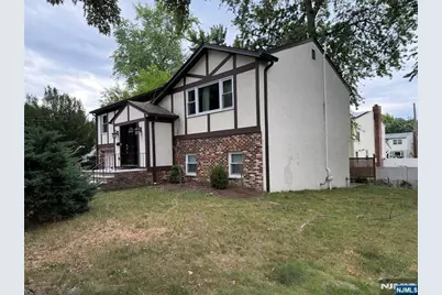 7 Campi Court, Dumont, NJ 07628 - Photo 2