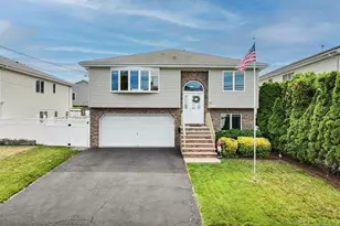 12 William St, Saddle Brook Township, NJ 07663 - Photo 2
