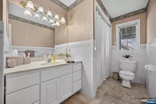 12 William St, Saddle Brook Township, NJ 07663 - Photo 18