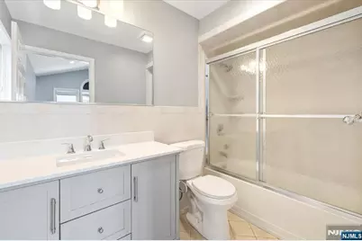 481 Gardner Place 1 #1, Hackensack, NJ 07601 - Photo 18