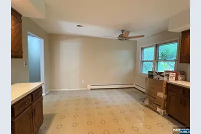 870 Ridgewood Avenue, Oradell, NJ 07649 - Photo 12