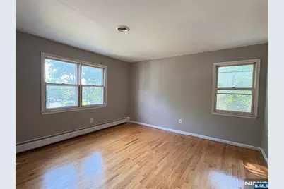 870 Ridgewood Avenue, Oradell, NJ 07649 - Photo 18