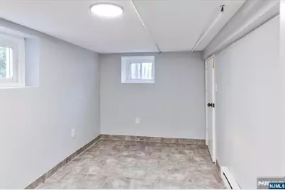 20 Edwin Place, Newark, NJ 07112 - Photo 32