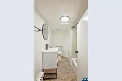 22 Edwin Place, Newark, NJ 07112 - Photo 32
