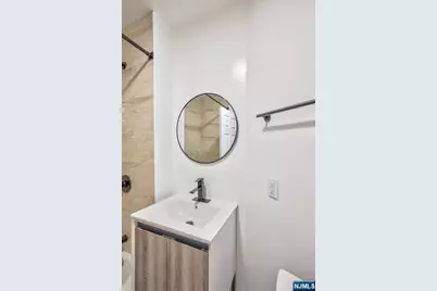 22 Edwin Place, Newark, NJ 07112 - Photo 18