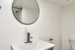 22 Edwin Pl, Newark, NJ 07112 - Photo 34