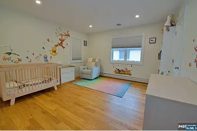 2408 Hammett Avenue, Fort Lee, NJ 07024 - Photo 18