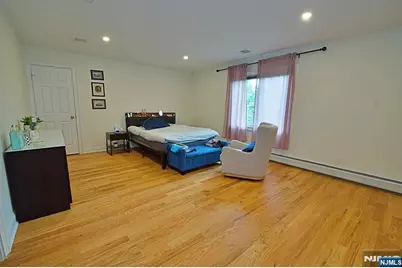 2408 Hammett Avenue, Fort Lee, NJ 07024 - Photo 20