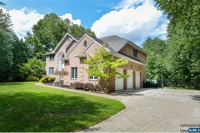 88 Dearborn Road, Norwood, NJ 07648 - Photo 2