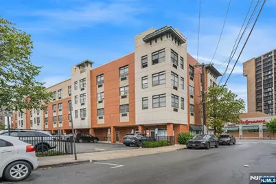 9252 Kennedy Boulevard 204 #204, North Bergen, NJ 07047 - Photo 1