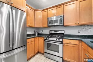 9252 Kennedy Blvd 204, North Bergen, NJ 07047 - Photo 8