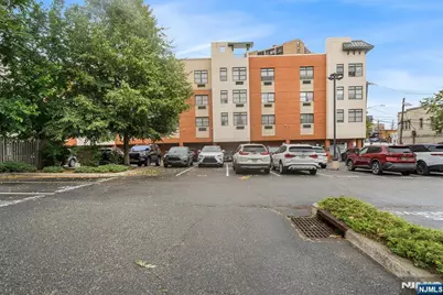 9252 Kennedy Boulevard 204 #204, North Bergen, NJ 07047 - Photo 2