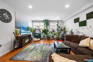 9252 Kennedy Blvd 204, North Bergen, NJ 07047 - Photo 14