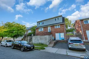 321 Farnham Ave, Lodi, NJ 07644 - Photo 4