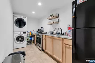321 Farnham Ave, Lodi, NJ 07644 - Photo 36