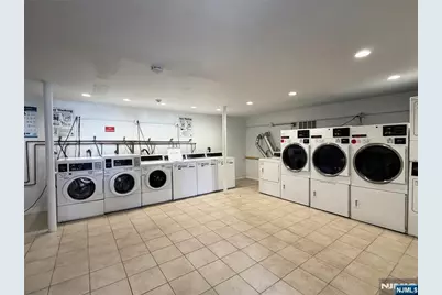 974 Main Street F6 #F6, Hackensack, NJ 07601 - Photo 4