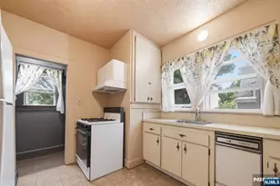 148 End Ave, Englewood, NJ 07631 - Photo 18