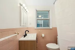 345 Davis Ave, Kearny, NJ 07032 - Photo 16