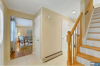 25 Hollywood Avenue, Emerson, NJ 07630 - Photo 2
