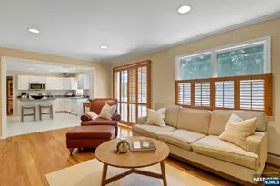 25 Hollywood Ave, Emerson, NJ 07630 - Photo 16