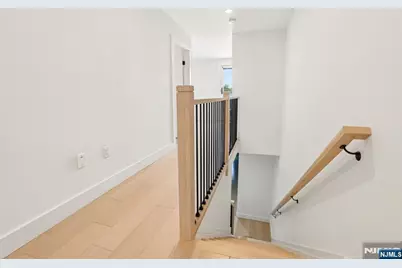 21 Cumbermeade Road, Fort Lee, NJ 07024 - Photo 38
