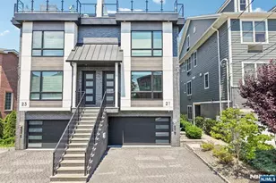 21 Cumbermeade Rd, Fort Lee, NJ 07024 - Photo 2