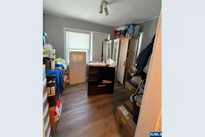 37 Linden Avenue, Belleville, NJ 07109 - Photo 8