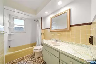209 8th St, Fairview, NJ 07022 - Photo 32