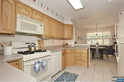 72 Birch Lane, Wayne, NJ 07470 - Photo 14