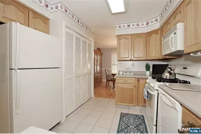 72 Birch Lane, Wayne, NJ 07470 - Photo 16