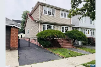 99 1st Avenue 2nd Floor #2nd Floor, Secaucus, NJ 07094 - Photo 1