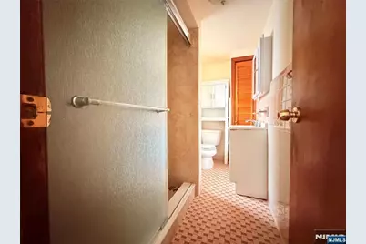 99 1st Avenue 2nd Floor #2nd Floor, Secaucus, NJ 07094 - Photo 4