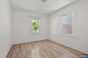 17 Cottage Pl, East Orange, NJ 07017 - Photo 8