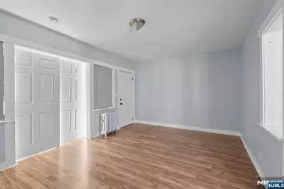 17 Cottage Place, East Orange, NJ 07017 - Photo 2