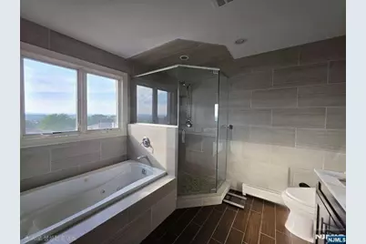 304 E Palisades Boulevard, Palisades Park, NJ 07650 - Photo 6