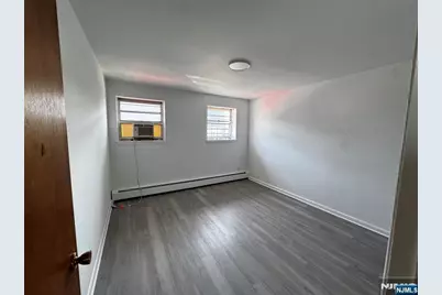 392 Washington Avenue 1A #1A, Bergenfield, NJ 07621 - Photo 6