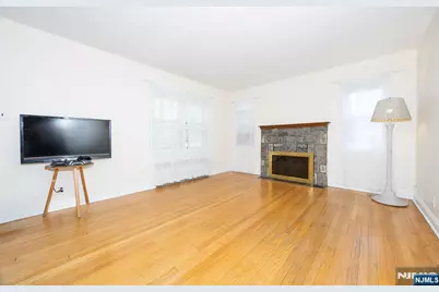 249 Carmita Avenue, Rutherford, NJ 07070 - Photo 6